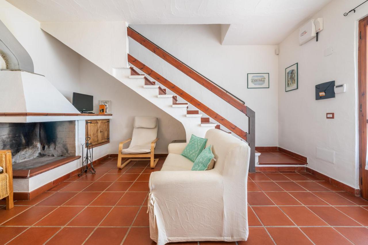 Damiano Holiday House Porto Columbu - Perd'E Sali Екстер'єр фото