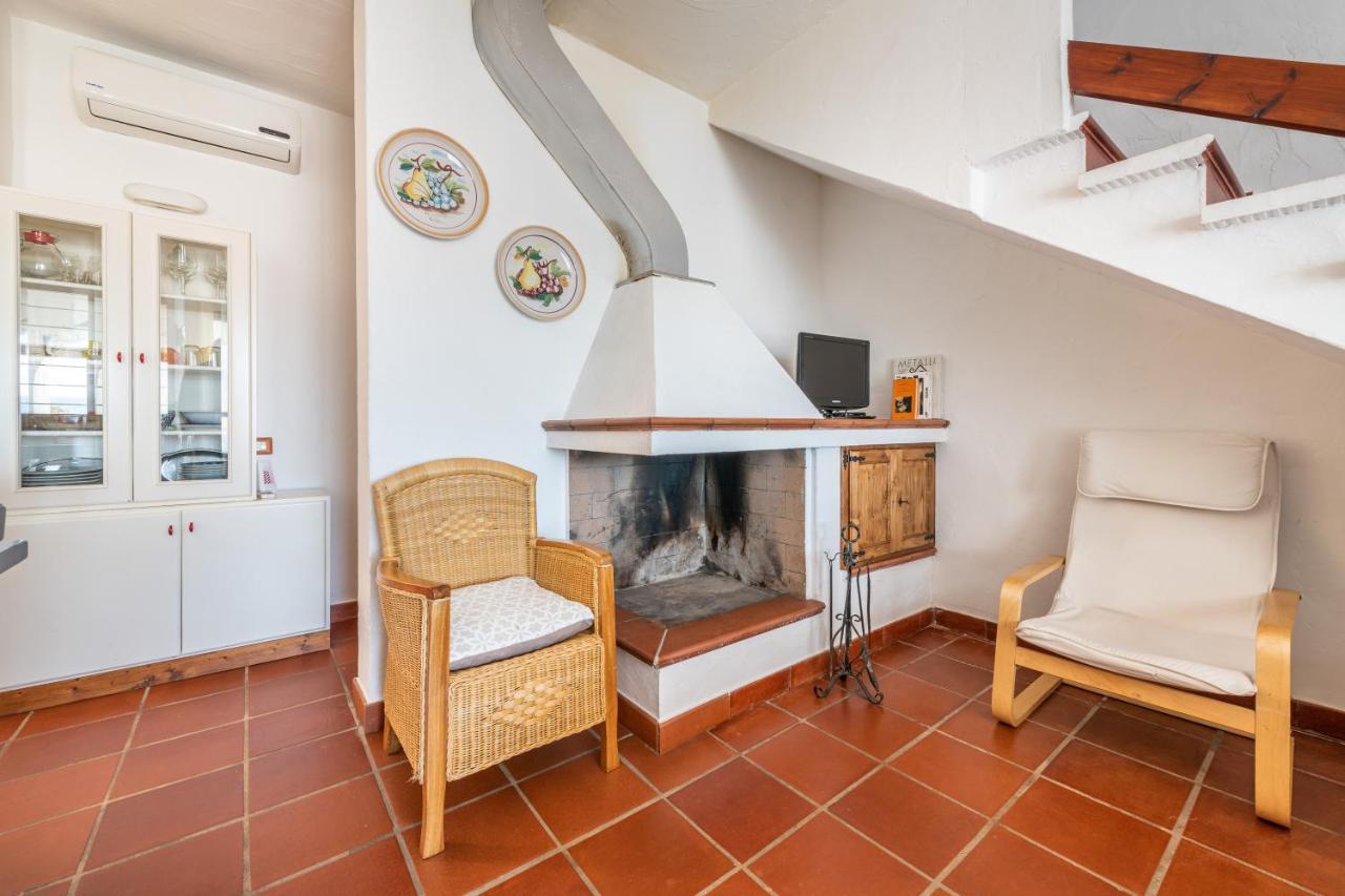 Damiano Holiday House Porto Columbu - Perd'E Sali Екстер'єр фото